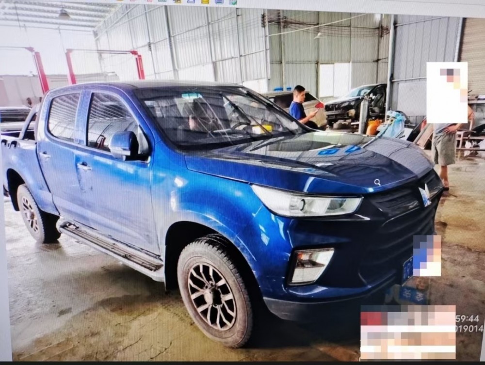 21年五十鈴皮卡泡水車(chē)