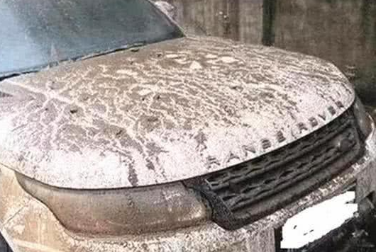 <a href='http://www.33246.cn/tag/list.php?tagid=1' target=_blank >泡水車</a>空氣濾芯不可以用水沖