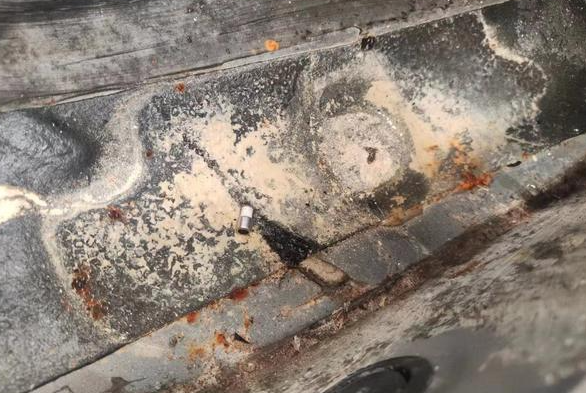 泡水車生銹