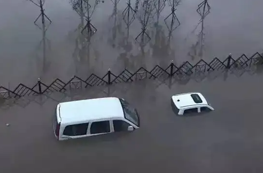 泡水車平臺