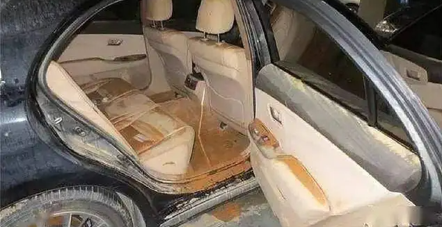 購買泡水車