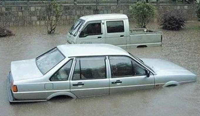 泡水車價(jià)格