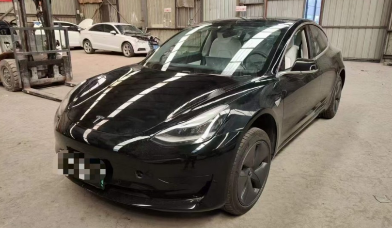 汽車內(nèi)飾脫落的原因