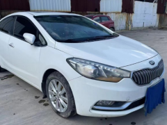 右轉(zhuǎn)彎和直行車誰優(yōu)先，右轉(zhuǎn)彎車和直行車相撞責(zé)任劃分