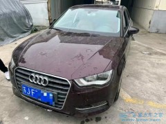 車燈亮度變低，燈光暗淡是怎么回事？