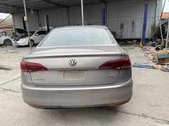 發(fā)動(dòng)機(jī)艙有泥沙是泡水車嗎