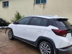 如何應(yīng)對汽車輪胎兩邊不平衡的問題？