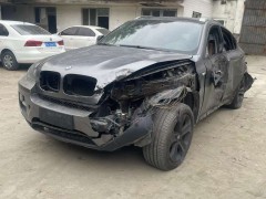 小車使用滿6年后如何進(jìn)行年審手續(xù)：詳細(xì)步驟與注意事項(xiàng)