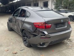 車險(xiǎn)過(guò)期一個(gè)月后還能續(xù)保嗎？深度解析與操作指南