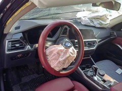 行駛證照片拍攝攻略：自己拍還是車管所拍？有效期多久需注意！
