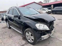 自動(dòng)擋汽車剎車失靈，能否拉電子手剎？車主必看！