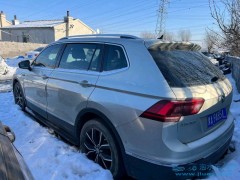 泡水車定損后保險(xiǎn)公司不愿意賠怎么辦？