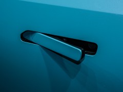 車企應(yīng)否減少隱藏式門把手的使用？