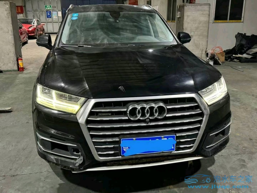 19年奧迪Q7泡水車