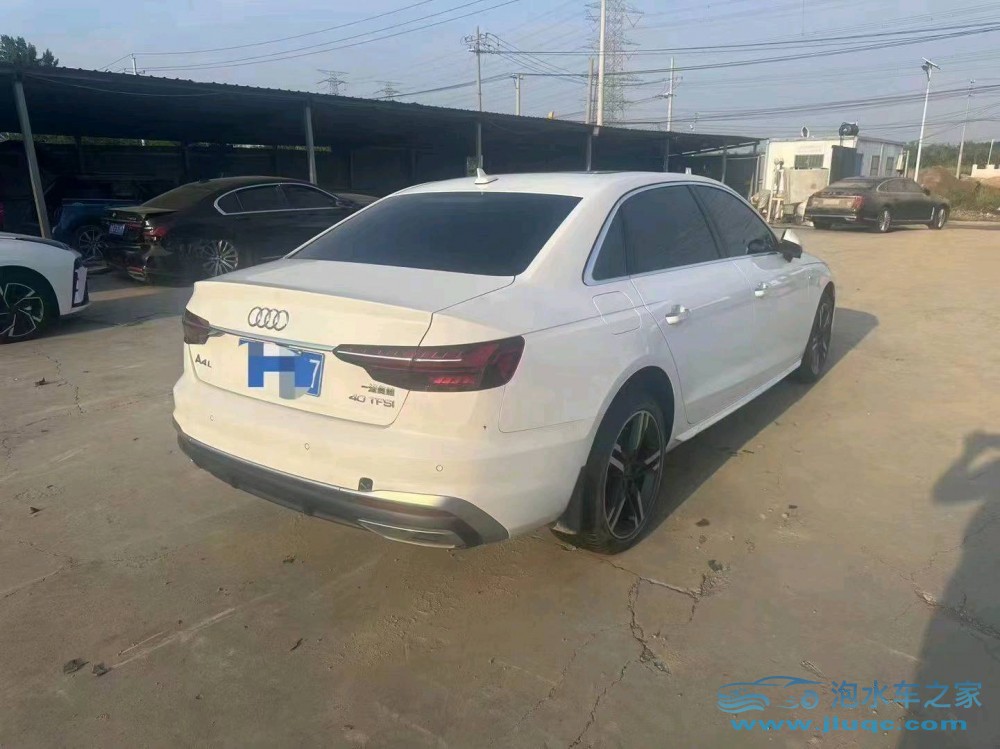 22年奧迪A4L
