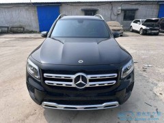 2025款特斯拉modely、貫穿式尾燈、全新Logo