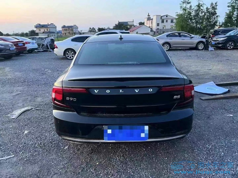 21年沃爾沃S90