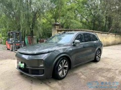 "梅賽德斯-奔馳GLC 350e：豪華插電混動新選擇，續(xù)航與性能并駕齊驅(qū)"
