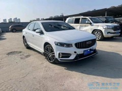 "新款沃爾沃XC90震撼上市：豪華旗艦再升級，引領(lǐng)未來出行新風尚"