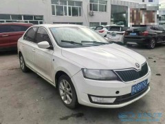 如果泡水車出現(xiàn)火災(zāi)怎么辦，泡水車火災(zāi)應(yīng)急處理與預(yù)防策略