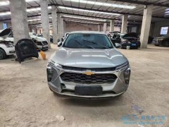 青島泡水車的故事：在“泡水車之家”尋找殘值之美