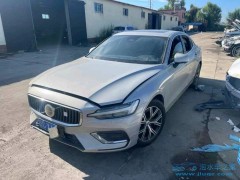汽車涉水過(guò)程中的正確操作，教你如何一分鐘救車？