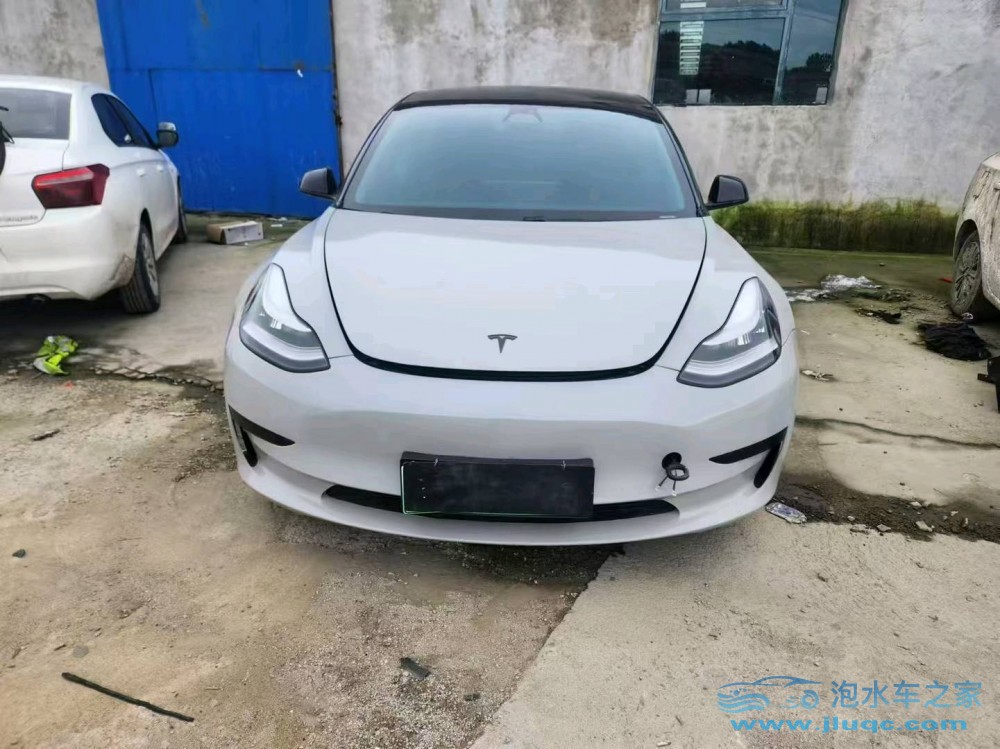 泡水車歸宿何處？維修還是報(bào)廢的抉擇