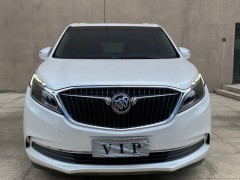 轎車(chē)涉水20厘米：安全通過(guò)還是潛在風(fēng)險(xiǎn)？轎車(chē)過(guò)20厘米水沒(méi)事吧