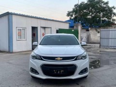 涉水車(chē)水位深度解析：安全通過(guò)的關(guān)鍵要素 多高的水位才是涉水車(chē)？
