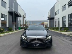 車頂滲水入車內(nèi)：應(yīng)急處理與根源修復(fù)指南 車頂滲水到車內(nèi)怎么辦？