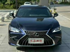 探尋泡水車購(gòu)買途徑：線上平臺(tái)與線下市場(chǎng)全攻略 想買泡水車 哪里有賣的??？