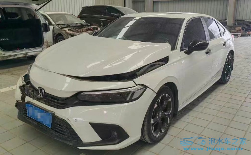 怎么辨別泡水車？教你幾招輕松識別-泡水車