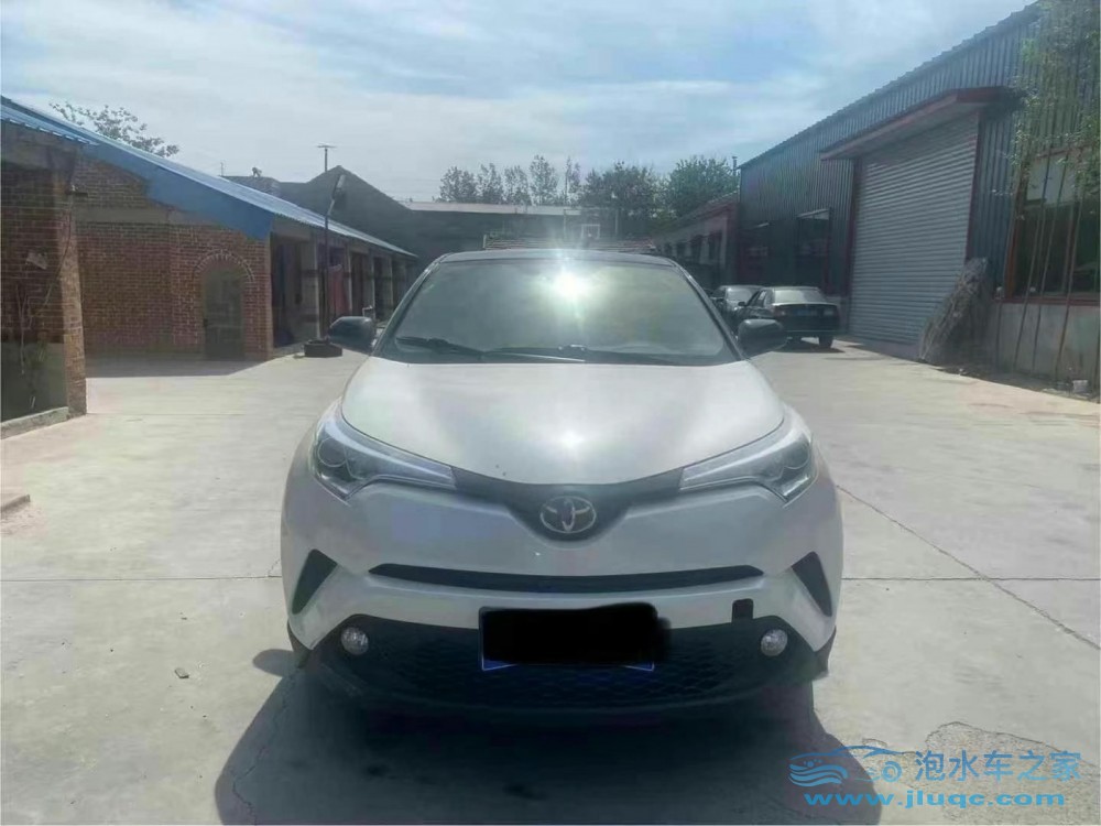 泡水車第二年怎么買保險(xiǎn)？這些細(xì)節(jié)別忽視！-泡水車保險(xiǎn)