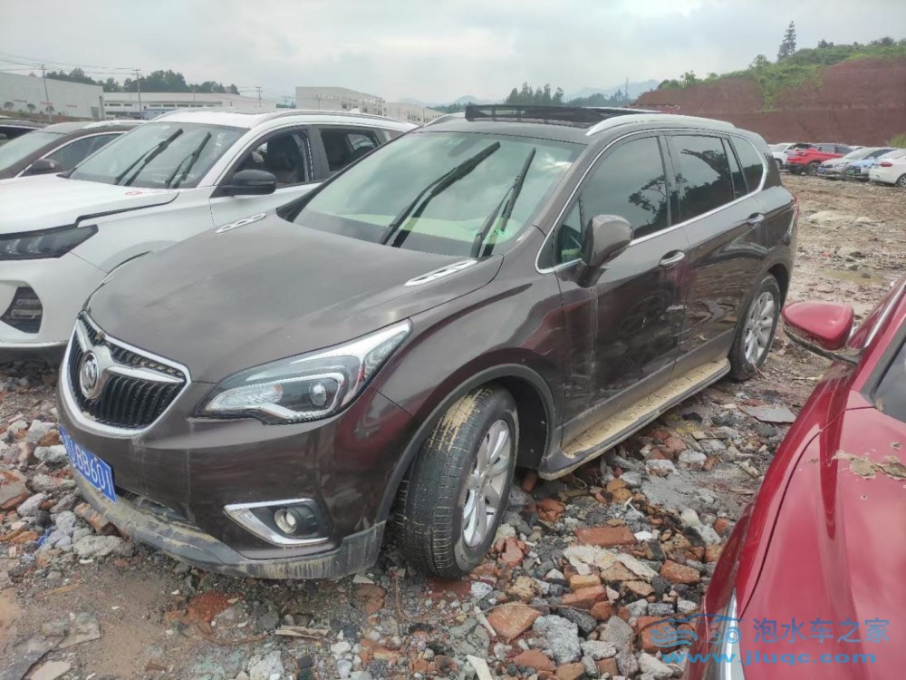 泡水車保險(xiǎn)公司賠了以后車子算誰(shuí)的-泡水車保險(xiǎn)