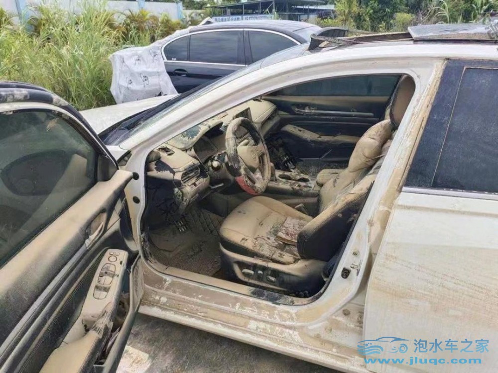 22年日產(chǎn)天籟
