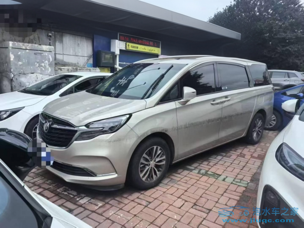 泡水車能買嗎？泡水車買賣靠譜嗎？平臺選擇是關(guān)鍵！-泡水車買賣