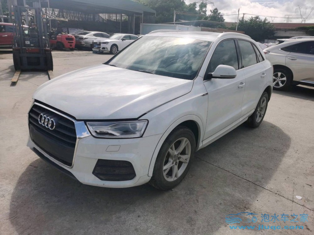 17年奧迪Q3泡水車