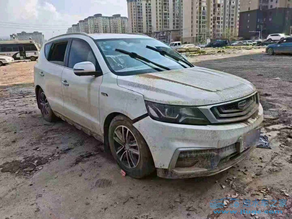 19年吉利遠(yuǎn)景SUV
