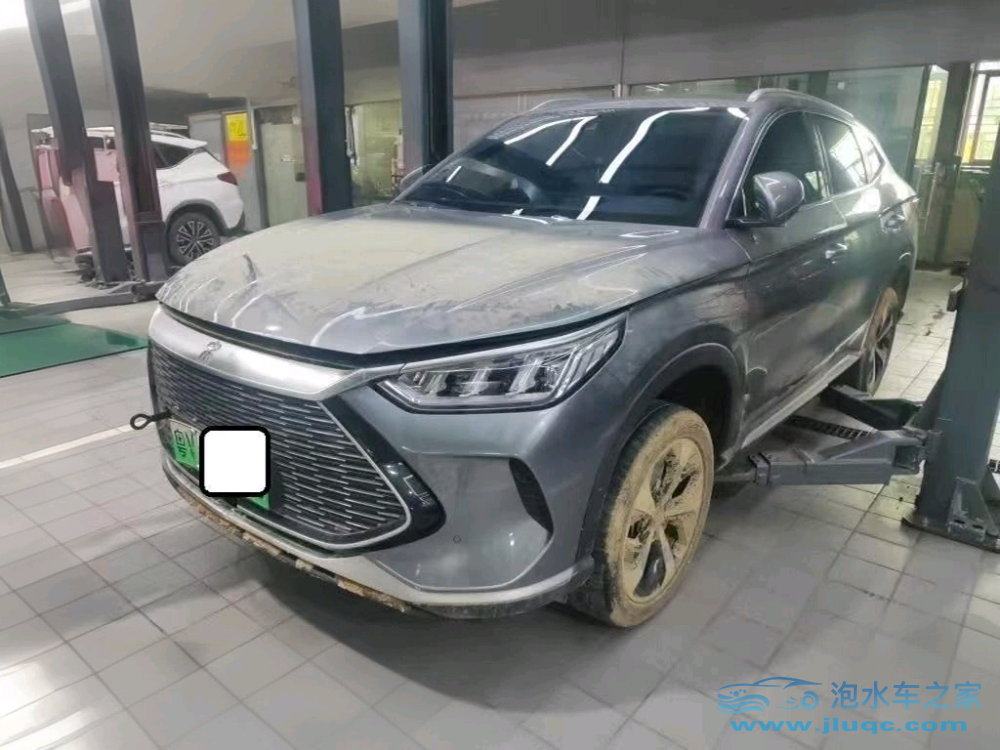 21年比亞迪宋泡水車