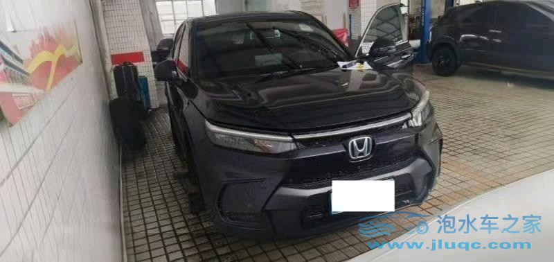 24年本田皓影泡水車
