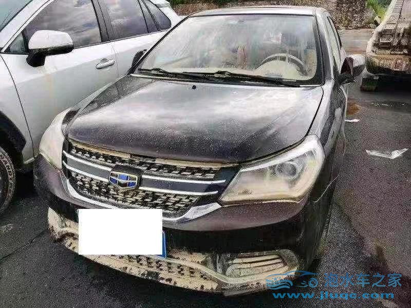 17年吉利金剛泡水車