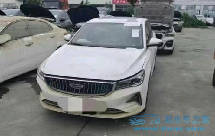 23年吉利帝豪泡水車