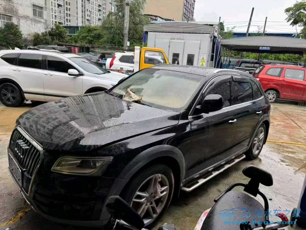 18年奧迪Q5泡水車