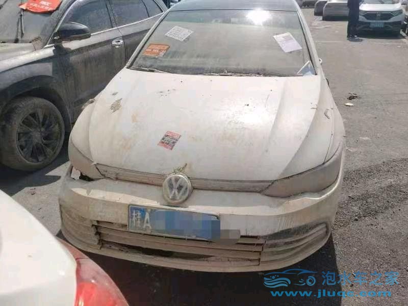 21年大眾高爾夫泡水車(chē)