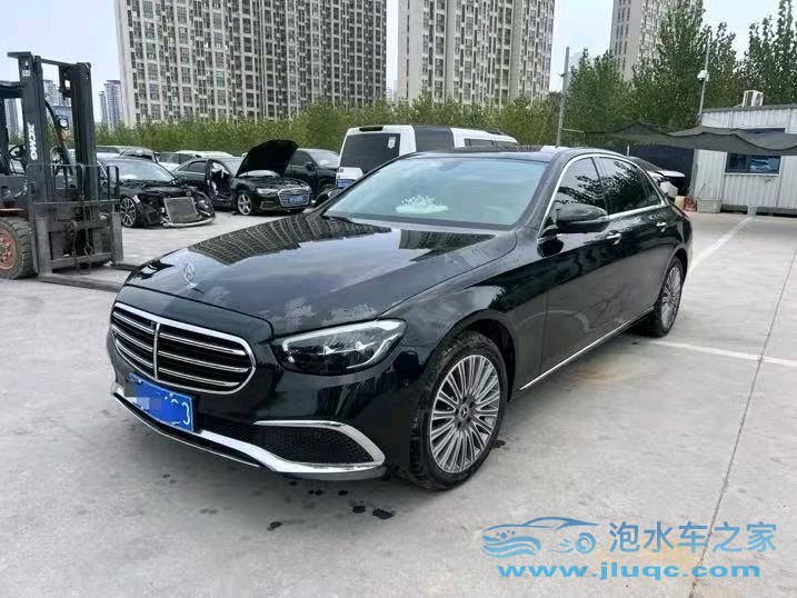 22年奔馳E泡水車