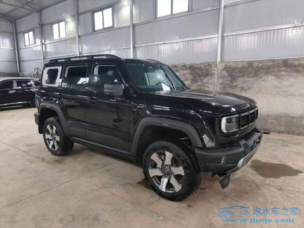 哪個平臺有泡水車賣？上泡水車之家找真實(shí)車源-購買泡水車
