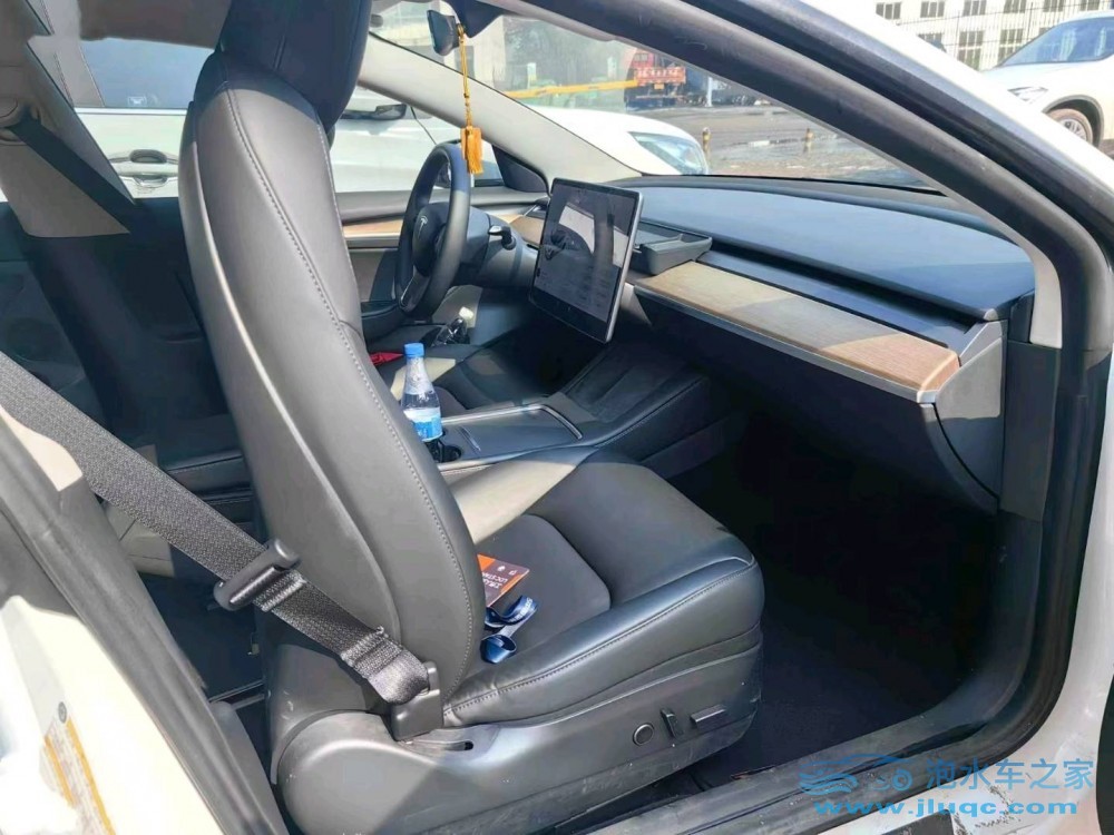 21年特斯拉MODEL 3