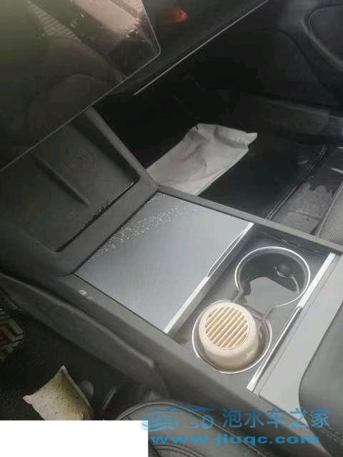 25年特斯拉MODEL 3