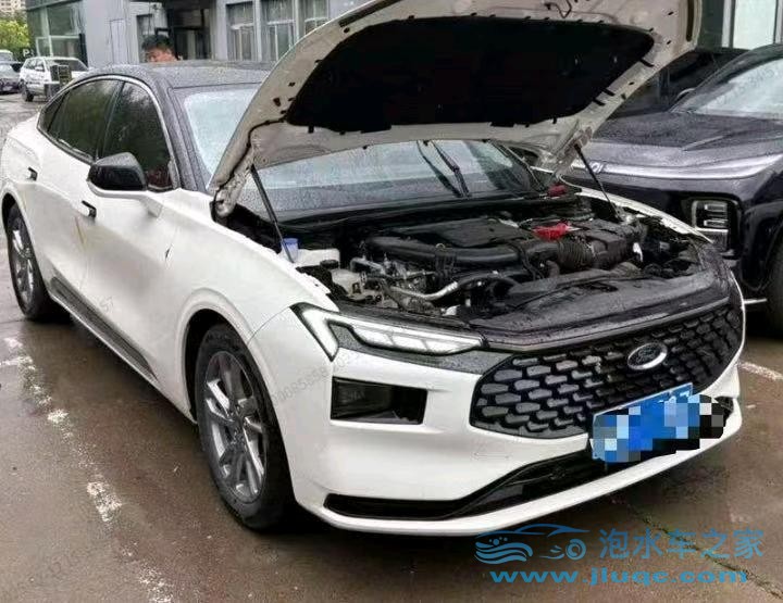 24年福特蒙迪歐泡水車