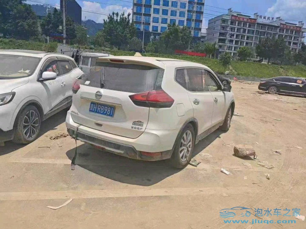 21年日產(chǎn)奇駿